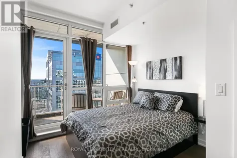 199 Slater Street Ottawa ON K1P 0C8