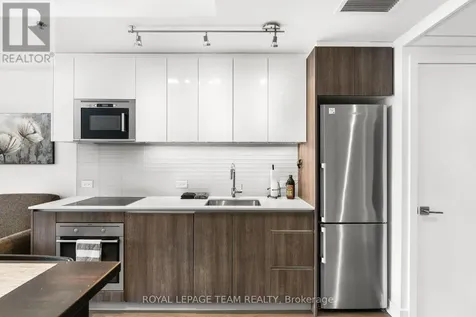 199 Slater Street Ottawa ON K1P 0C8