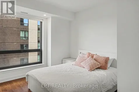 180 George Street Ottawa ON K1N 0G8