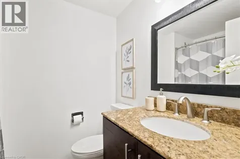 6 Tamarack Court Cambridge ON N3C 3A8