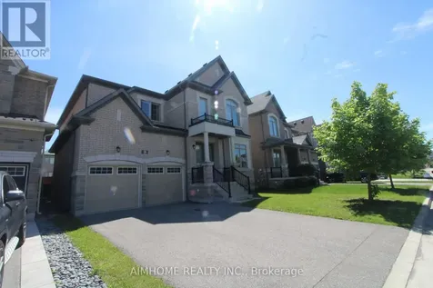 39 Scrivener Drive Aurora ON L4G 0Y8