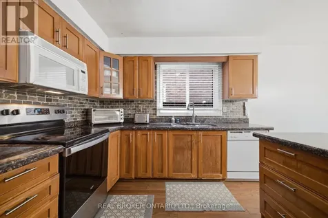 1356 Mapleridge Crescent Oakville (ga Glen Abbey) ON L6M 2G6