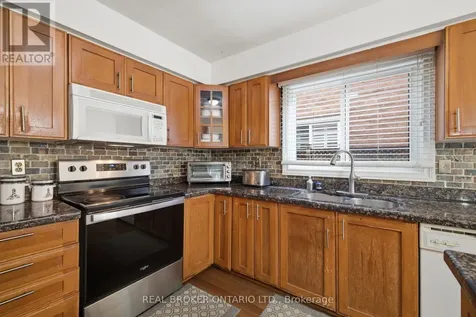 1356 Mapleridge Crescent Oakville (ga Glen Abbey) ON L6M 2G6