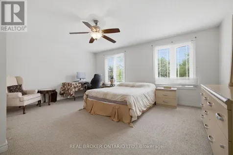 1356 Mapleridge Crescent Oakville (ga Glen Abbey) ON L6M 2G6