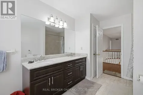 1356 Mapleridge Crescent Oakville (ga Glen Abbey) ON L6M 2G6