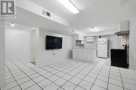 1356 Mapleridge Crescent Oakville (ga Glen Abbey) ON L6M 2G6