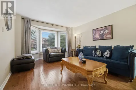 1356 Mapleridge Crescent Oakville (ga Glen Abbey) ON L6M 2G6