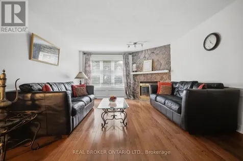 1356 Mapleridge Crescent Oakville (ga Glen Abbey) ON L6M 2G6