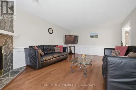 1356 Mapleridge Crescent Oakville (ga Glen Abbey) ON L6M 2G6