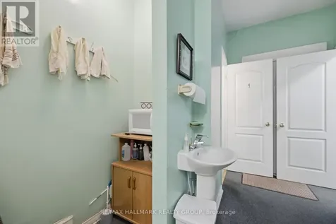 453 Catherine Street North Ottawa ON K1R 5T7