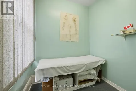453 Catherine Street North Ottawa ON K1R 5T7