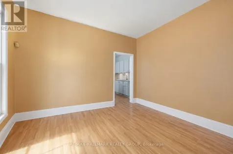 453 Catherine Street North Ottawa ON K1R 5T7