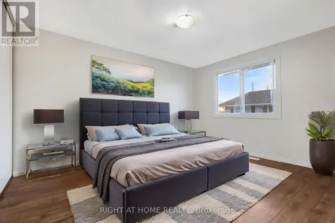 5 Hadley Circle Ottawa ON K2H 6P1