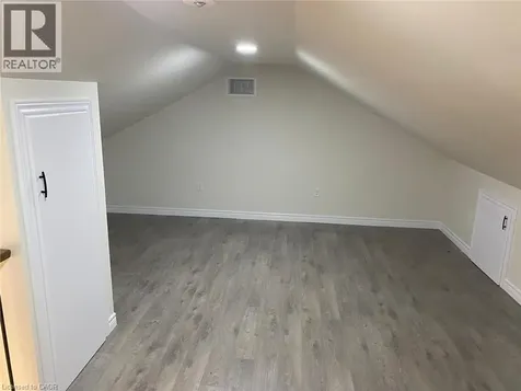 246 Forest Avenue Hamilton ON L8N 1Y1