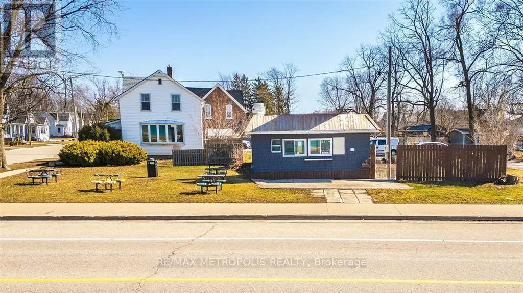 1522 St Clair Parkway St. Clair ON N0N 1H0
