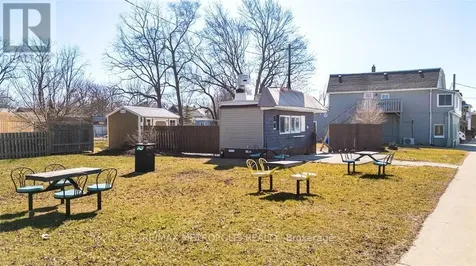 1522 St Clair Parkway St. Clair ON N0N 1H0