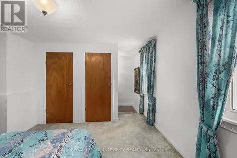 1081 Kenaston Street Ottawa ON K1B 3P8