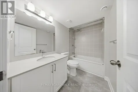 54 Thunderbolt Street Ottawa ON K2S 1E7