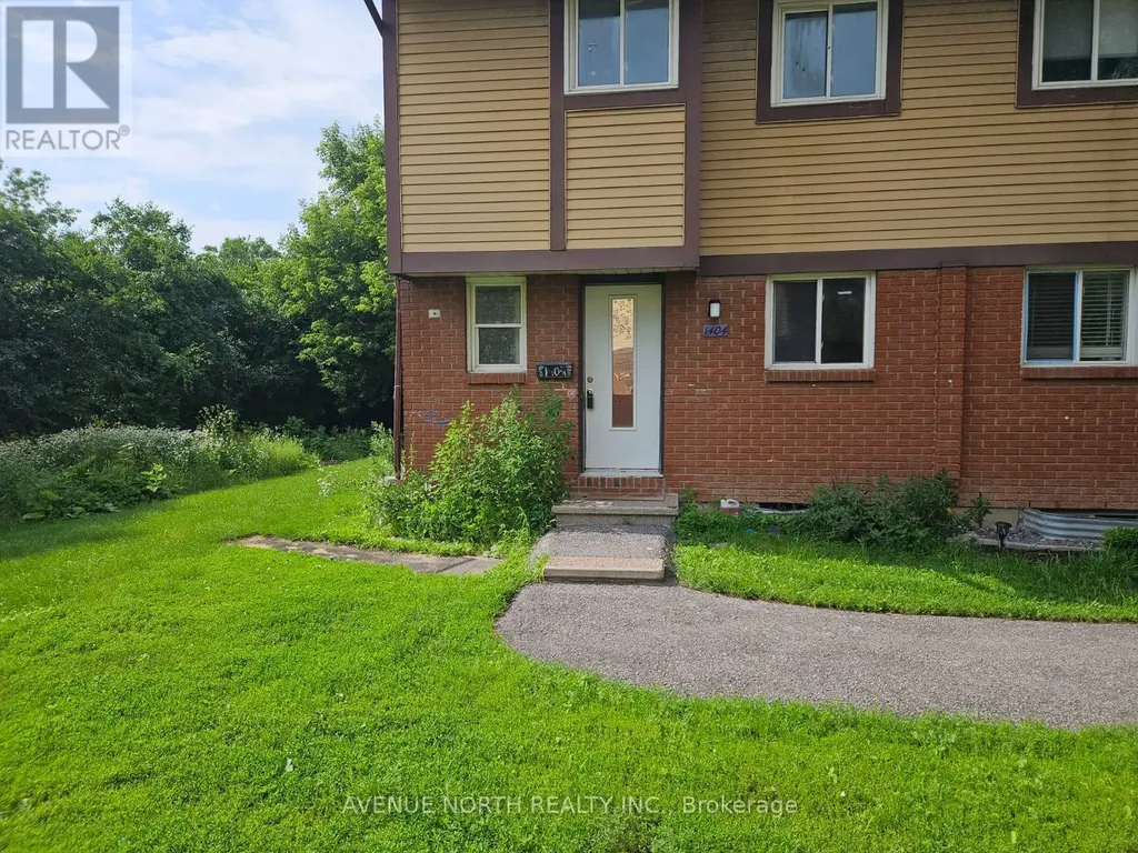 1404 Foxwell Street Ottawa ON K1B 5J4