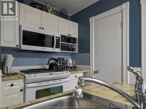 170 Lacroix Street Chatham ON N7M 2V2