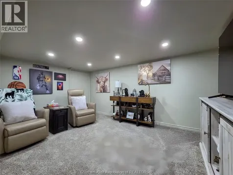 170 Lacroix Street Chatham ON N7M 2V2