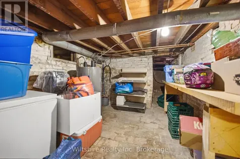 38 Harvey Street Aylmer ON N5H 1T1
