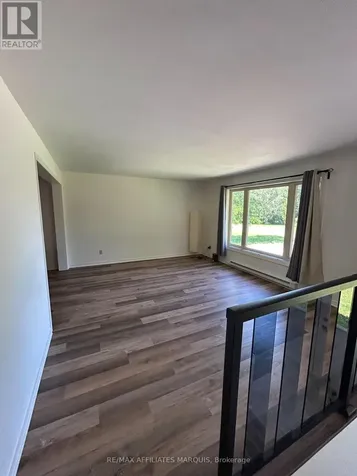 5 Polk Cres Crescent Rideau Lakes ON K0G 1V0