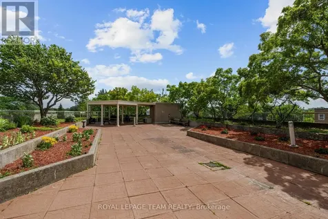 200 Lafontaine Avenue Ottawa ON K1L 8K8