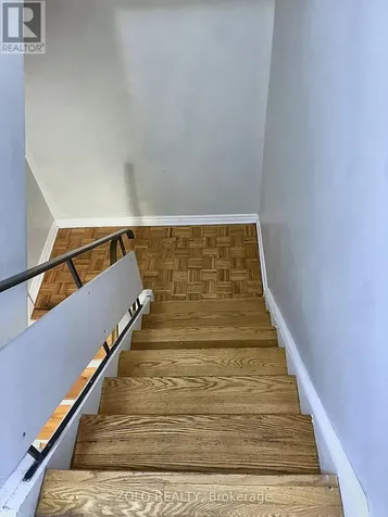 241 Ridgepark Private Ottawa ON K2G 1H1