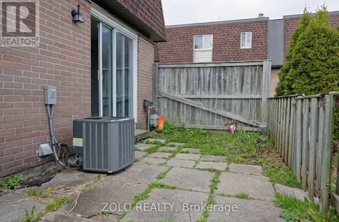 241 Ridgepark Private Ottawa ON K2G 1H1