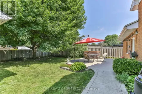 13 Vanbuskirk Drive St. Thomas ON N5R 4Z1
