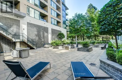 360 Patricia Avenue Ottawa ON K1Z 6W1