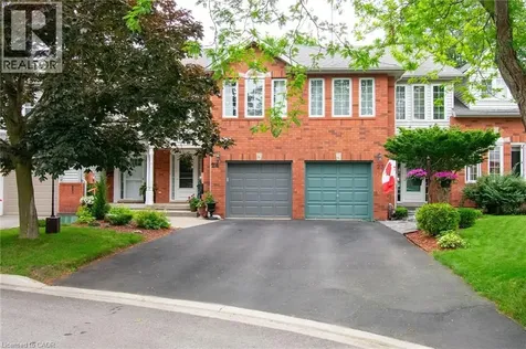 24 Walker Court Grimsby ON L3M 5J5