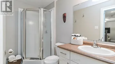 34 Pine Valley Drive St. Thomas ON N5P 0A9