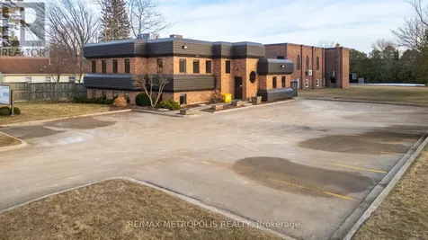 2695 Hamilton Road Sarnia ON N0N 1C0
