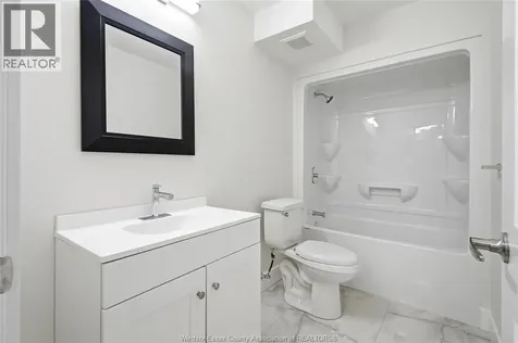 2490 George Avenue Windsor ON N8W 4M5