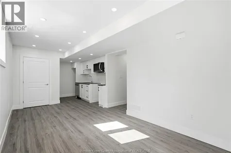 2490 George Avenue Windsor ON N8W 4M5