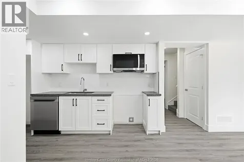 2490 George Avenue Windsor ON N8W 4M5
