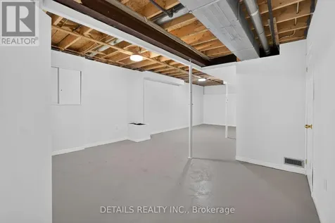122 Ashpark Crescent Ottawa ON K1T 3N6