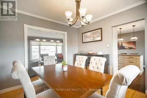 282 Clemow Avenue Pembroke ON K8A 2E4