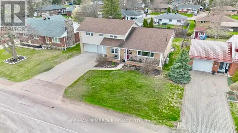 282 Clemow Avenue Pembroke ON K8A 2E4