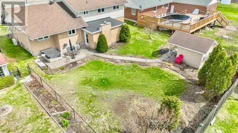 282 Clemow Avenue Pembroke ON K8A 2E4