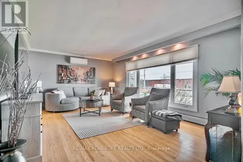 282 Clemow Avenue Pembroke ON K8A 2E4