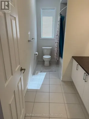 166 Auckland Drive Whitby ON L1P 0J2