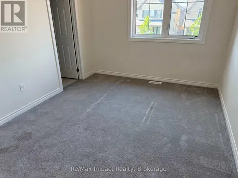 166 Auckland Drive Whitby ON L1P 0J2
