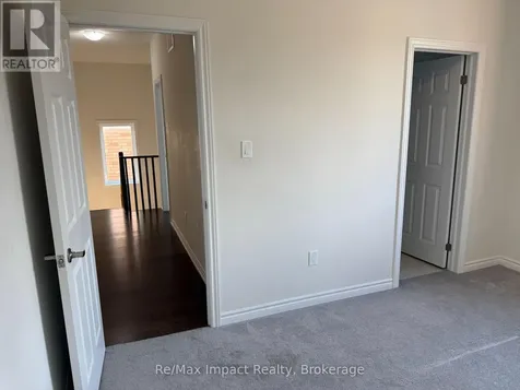 166 Auckland Drive Whitby ON L1P 0J2