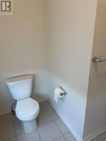 166 Auckland Drive Whitby ON L1P 0J2