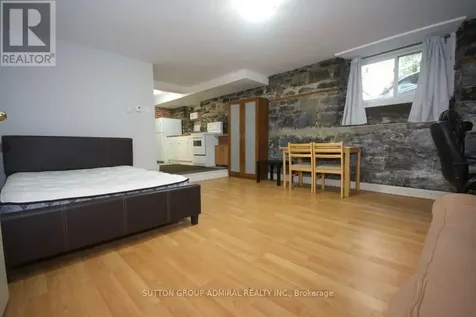 162 Daly Avenue Ottawa ON K1N 6E9