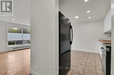 896 Elmsmere Drive Ottawa ON K1J 7T6