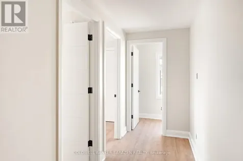 10 Mcarthur Avenue Ottawa ON K1L 6R2